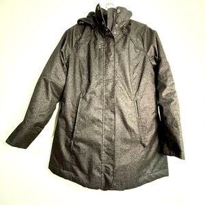 North End Sport Winter Hooded Jacket w/multiple exterior/interior pockets. Sz M.